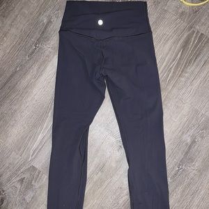 Grey Lululemon aligns